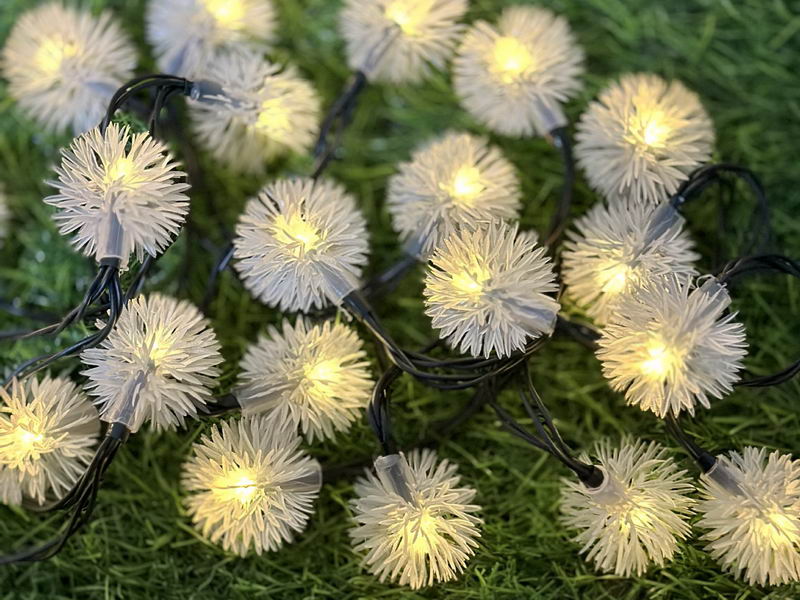 Solar garden string lights,with snowball